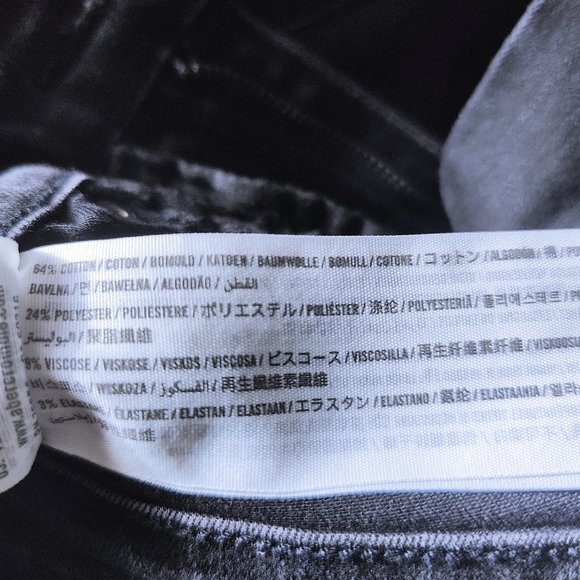 A&F Simone High Rise Super Skinny Distressed Jeans in Black Wash 26/2S - Picture 7 of 7